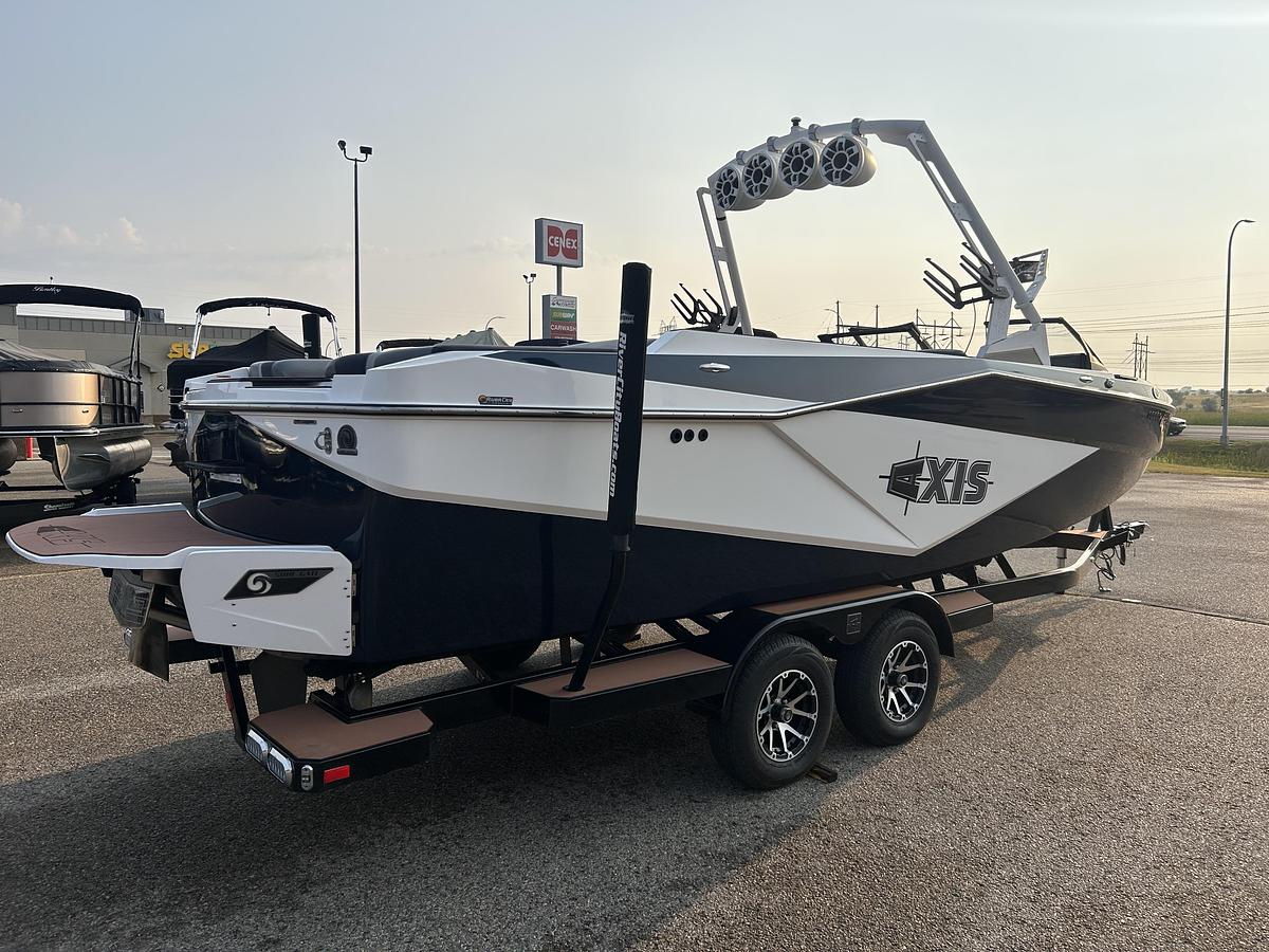 Used 2023 Axis Wake Research T250