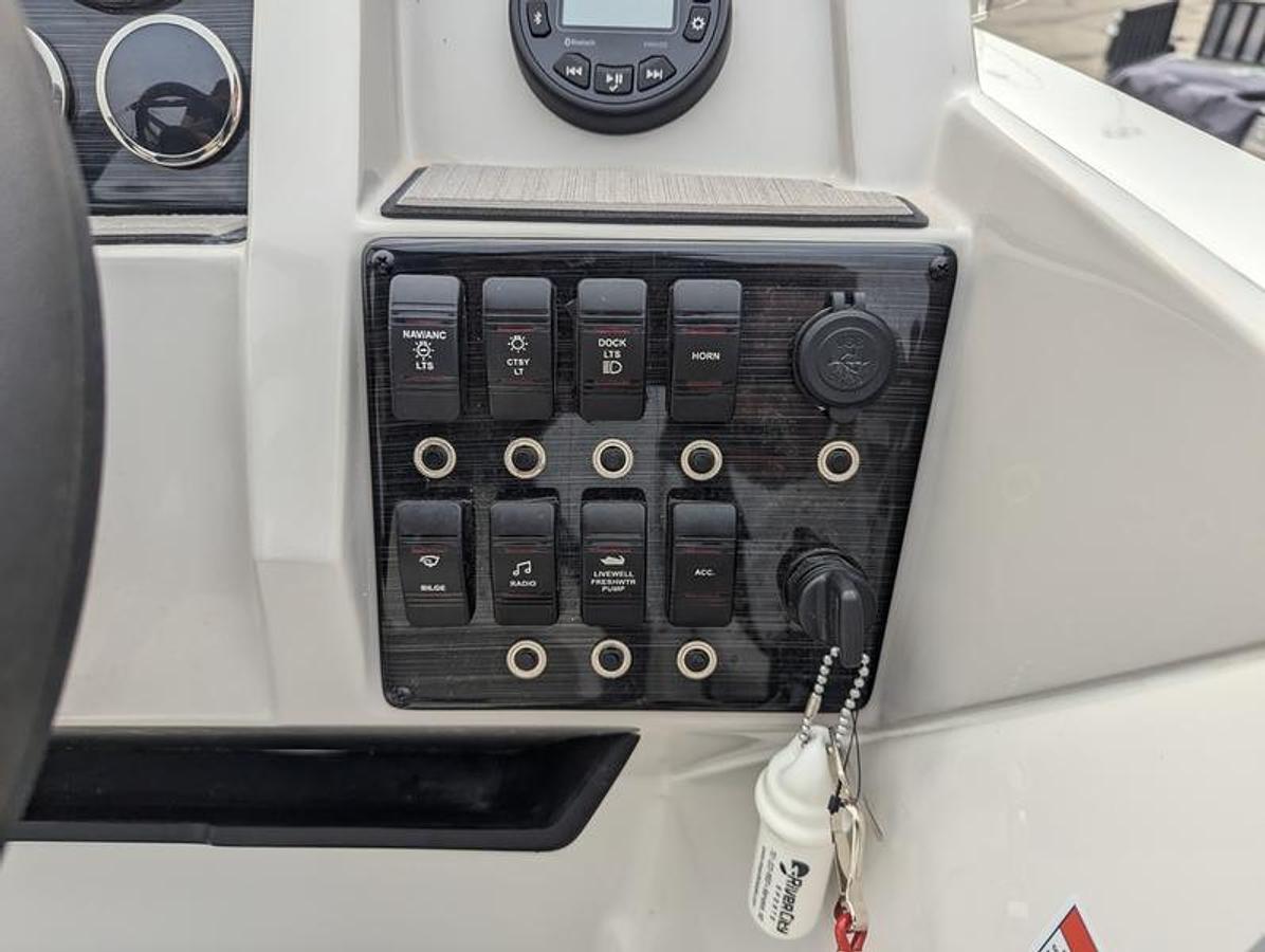 2025 Starcraft Marine SVX 191 OB *AFTER ALL INCENTIVES*