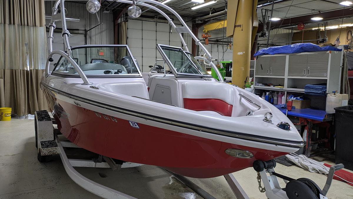Used 2006 Correct-Craft Air Nautique SV211