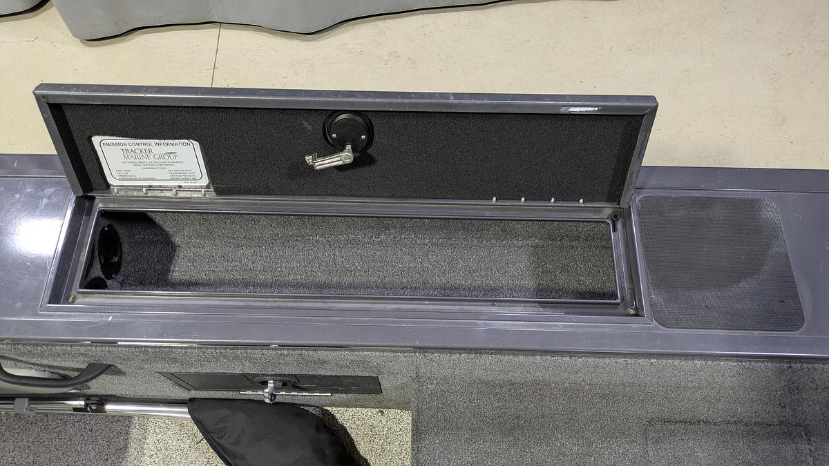 Used 2014 TRACKER Targa V18