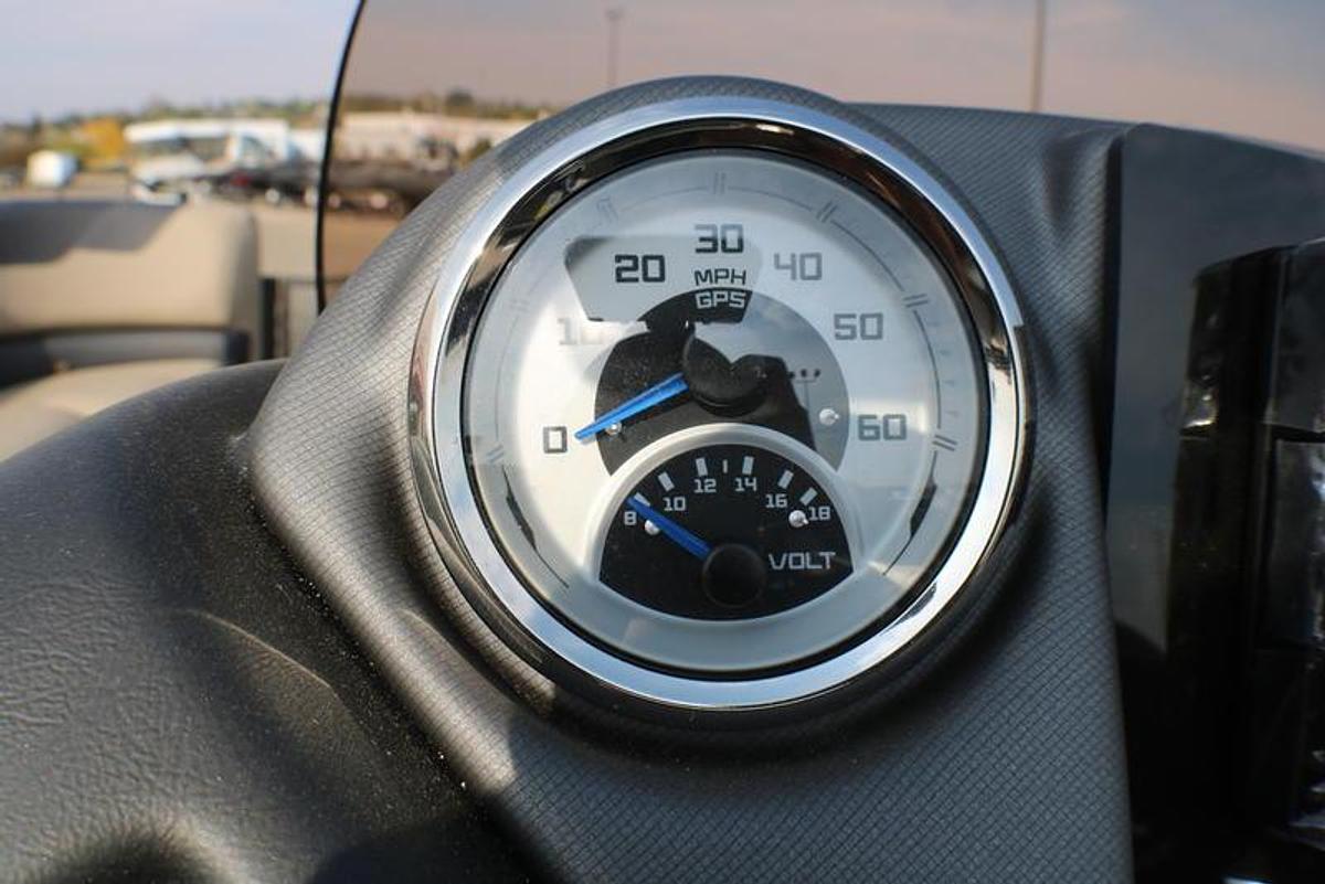 2025 Sylvan L3 Party Fish