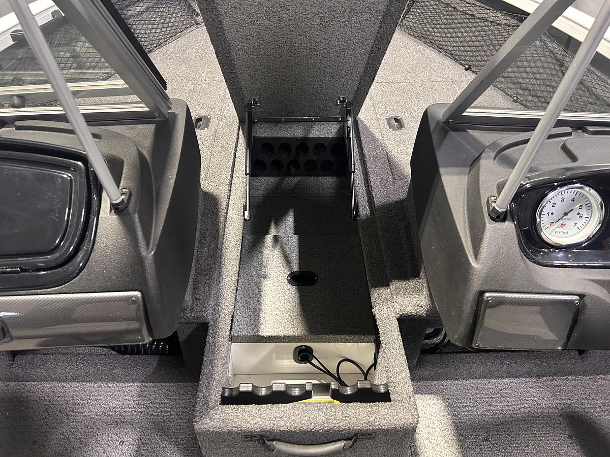 Used 2023 Crestliner 1650 Fish Hawk