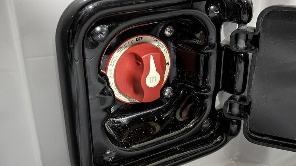 2026 Malibu Boats 25 LSV