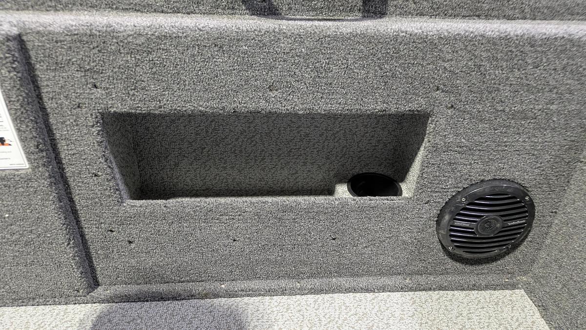 2026 Crestliner 1850 Fish Hawk Raptor Package