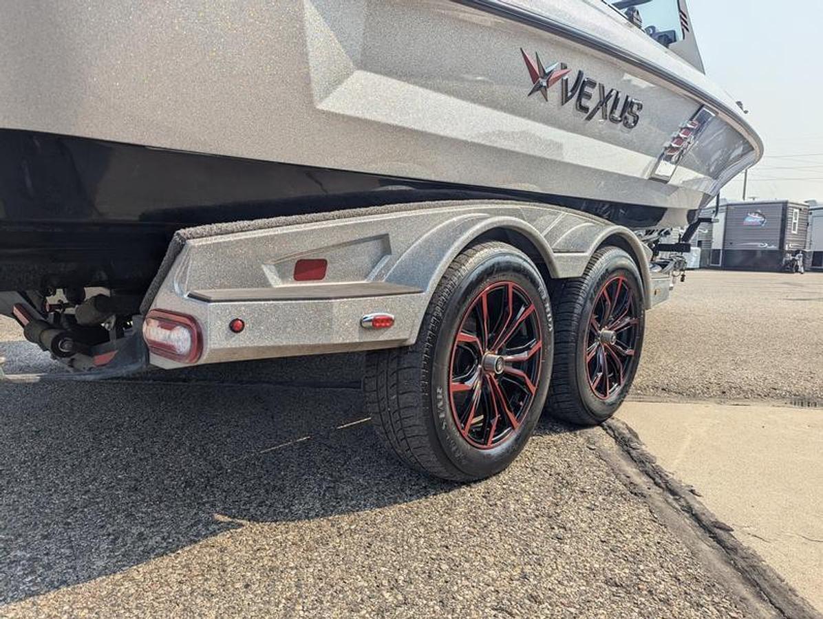 Used 2022 Vexus DVX22