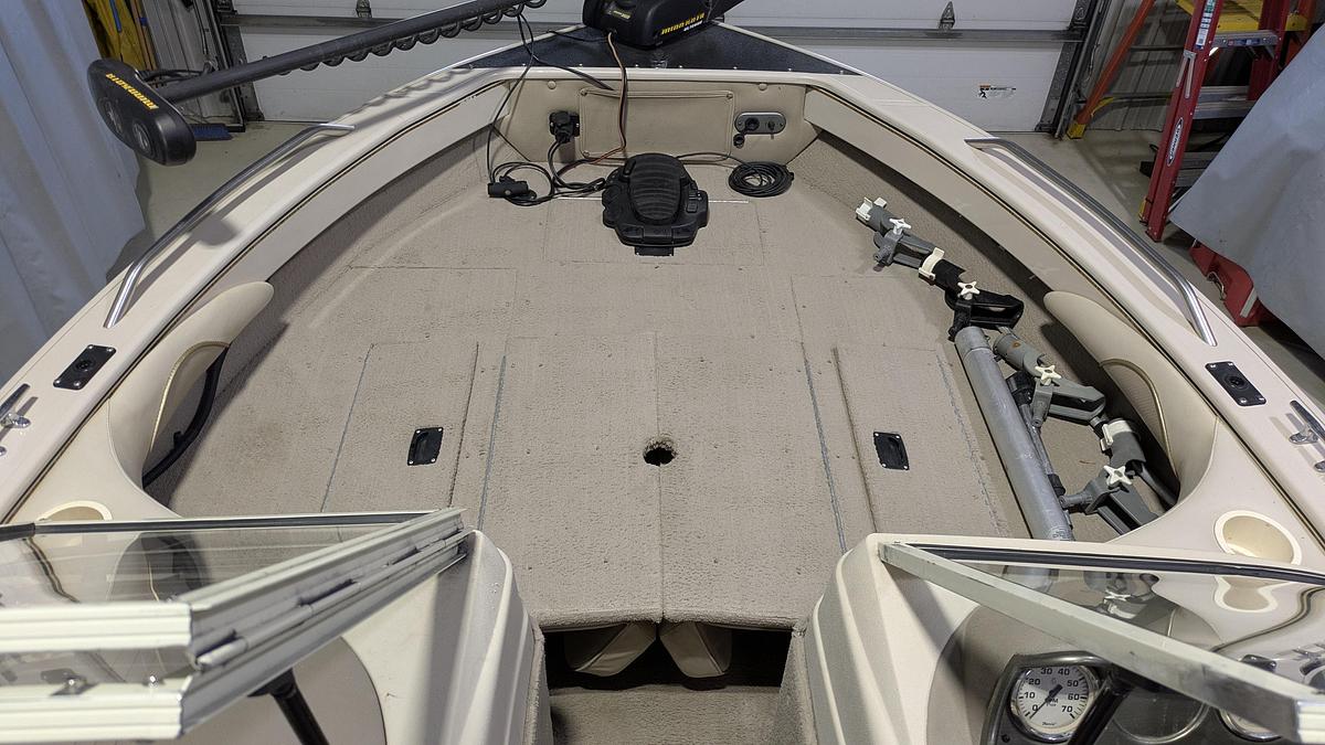 Used 2002 Crestliner 1850 Sportfish
