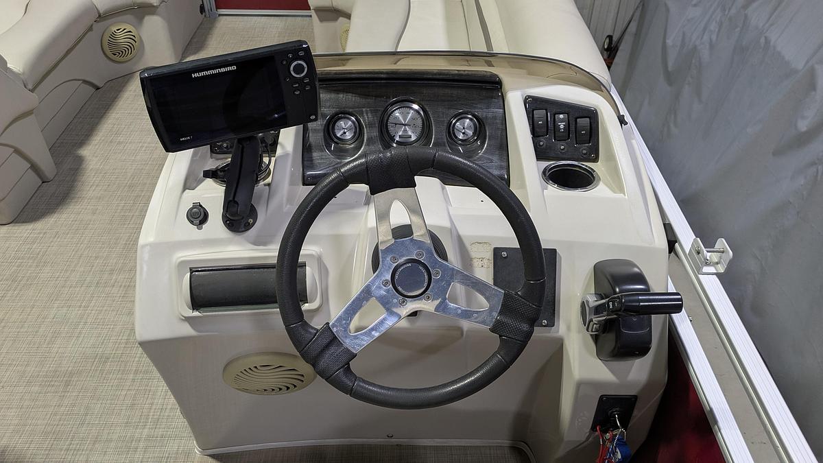 Used 2016 BENNINGTON 22SX