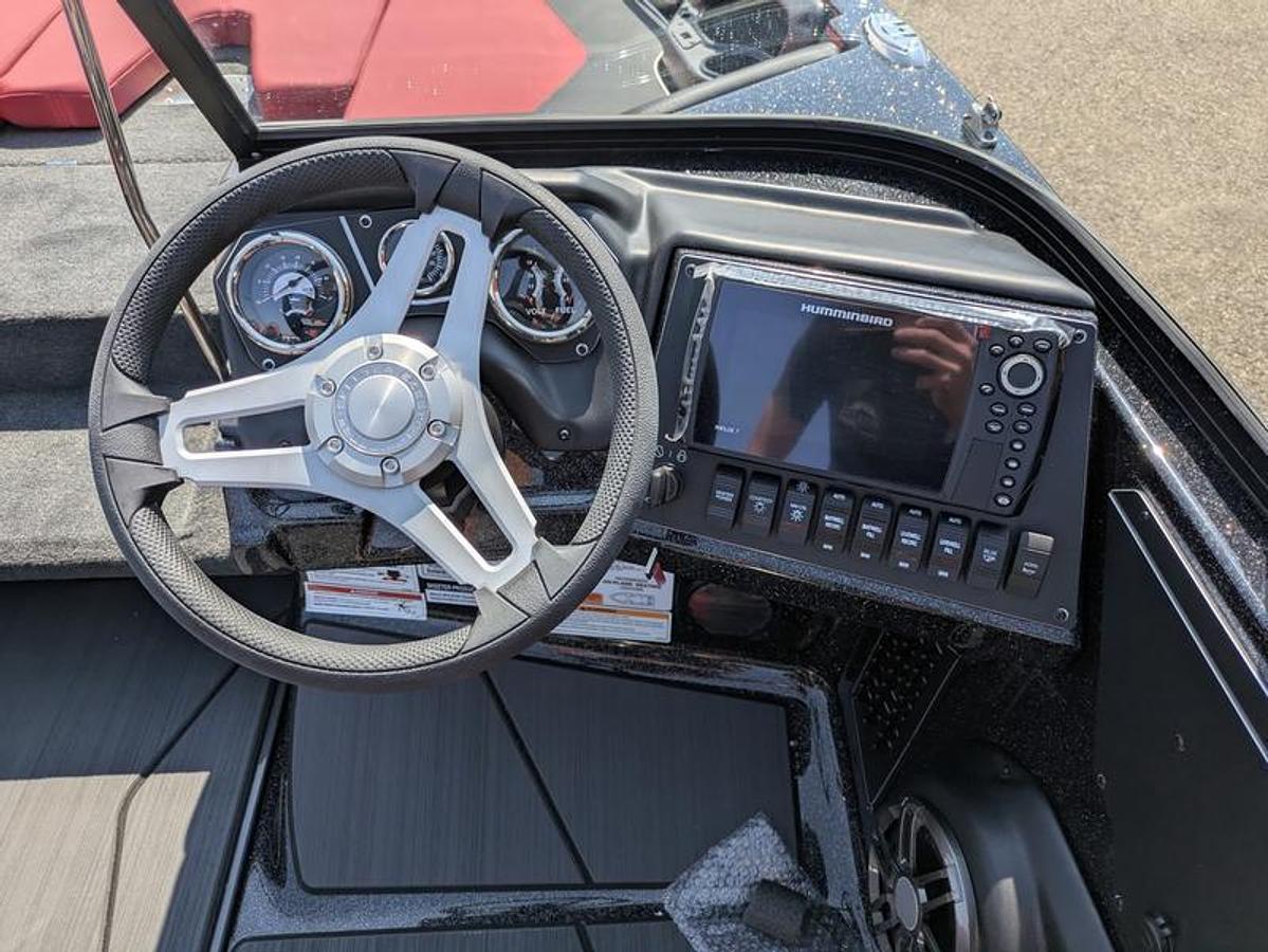 2025 Skeeter SOLERA205