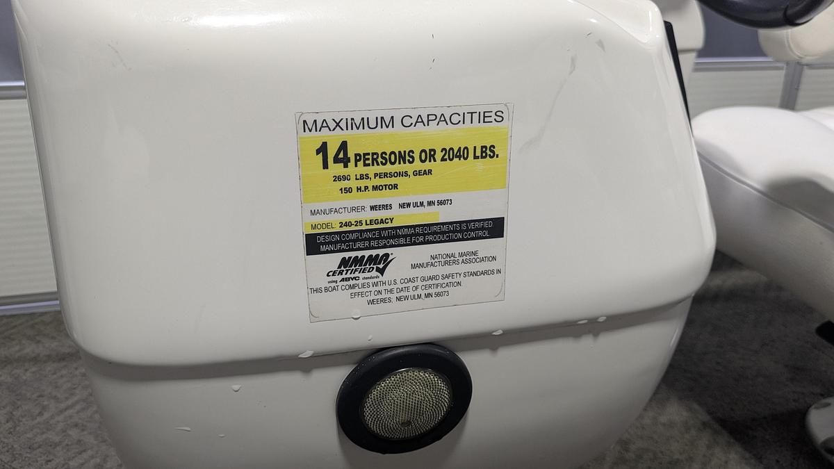 Used 2013 Weeres Legacy 240