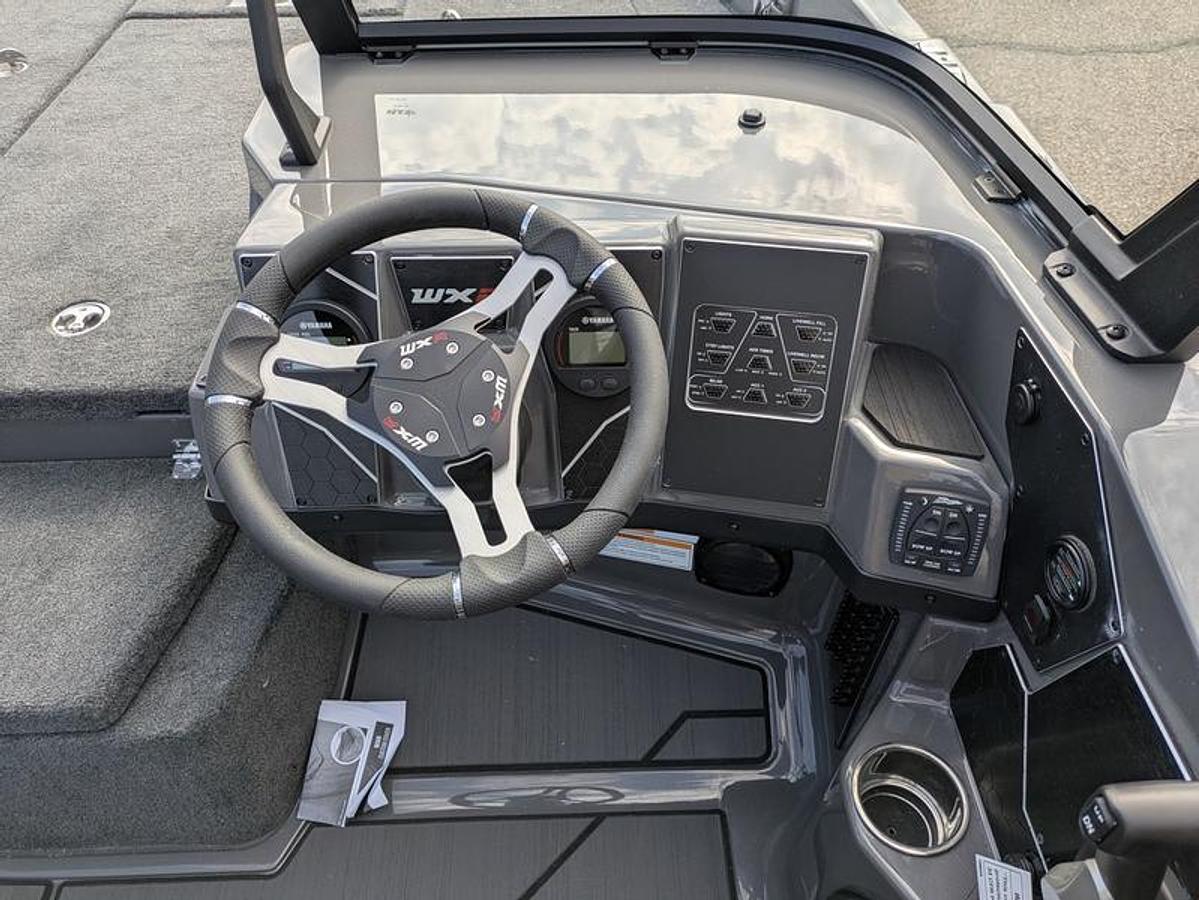 2025 Skeeter WXR2060F