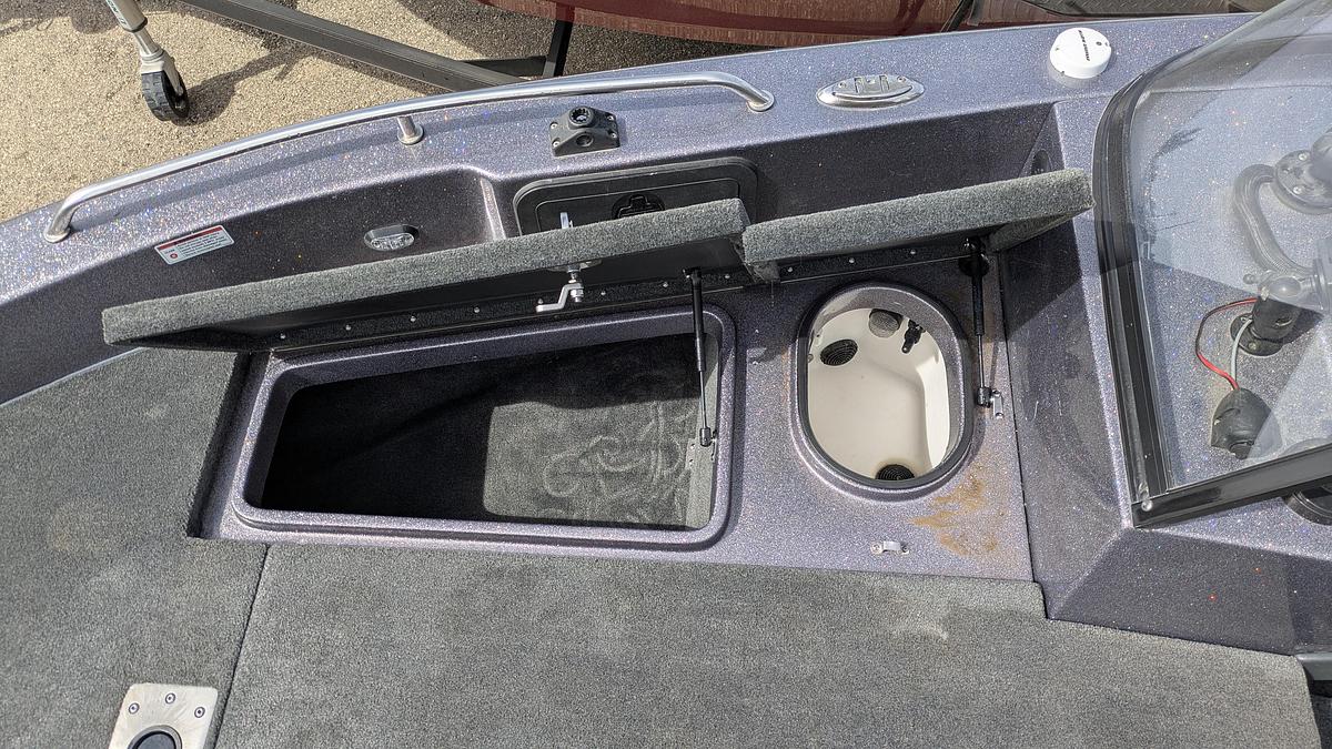 Used 2017 Skeeter WX2060