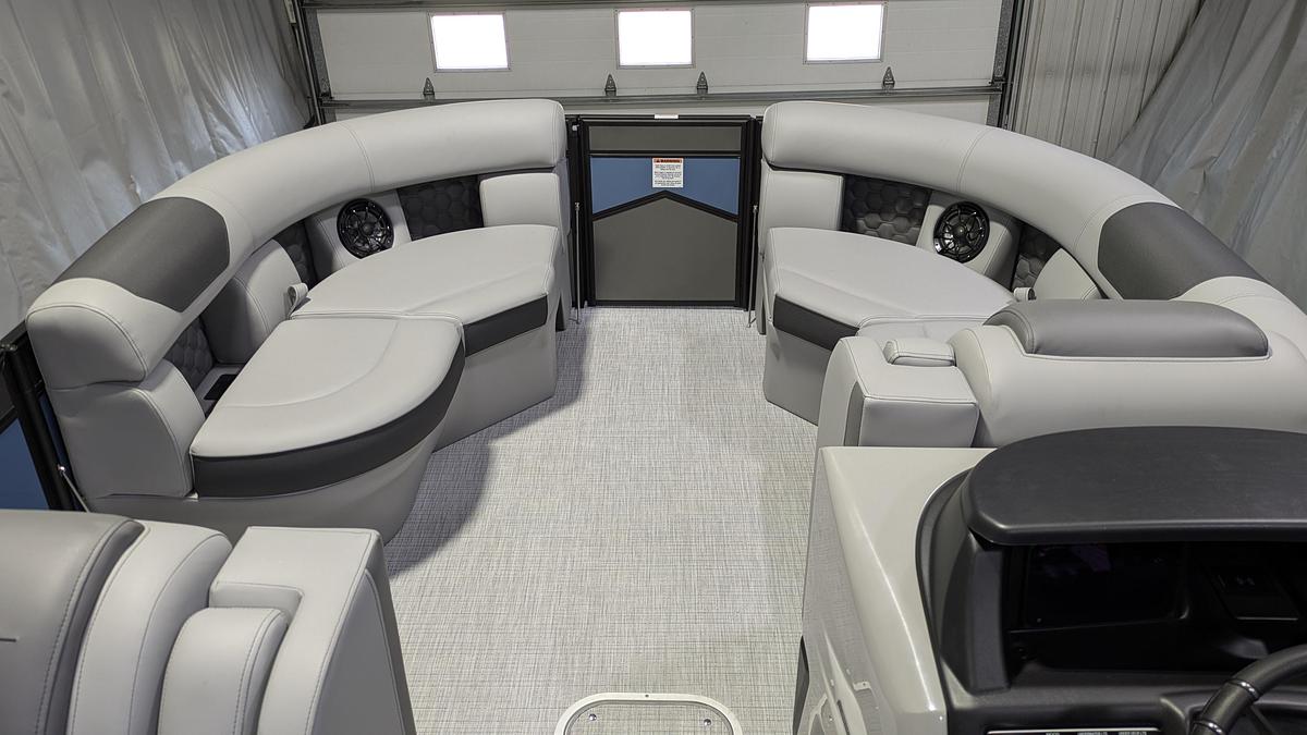 2026 South Bay 523FCR 3.0