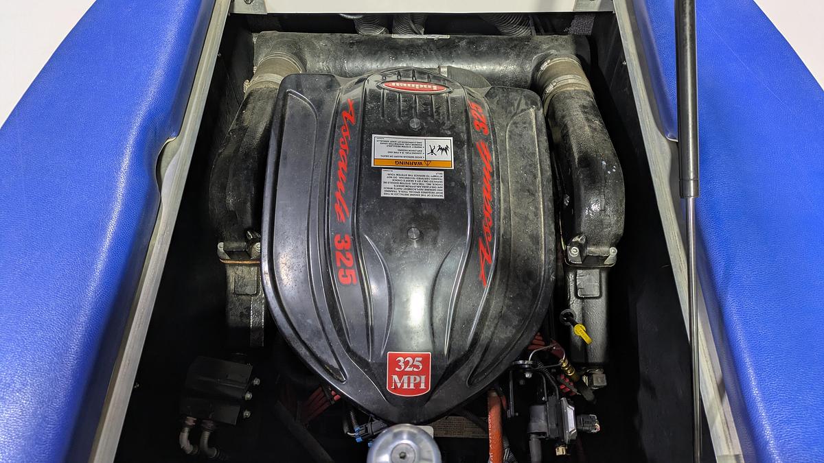 Used 2010 Moomba Outback V
