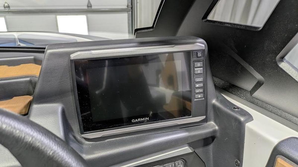 2026 Axis Wake Research T235