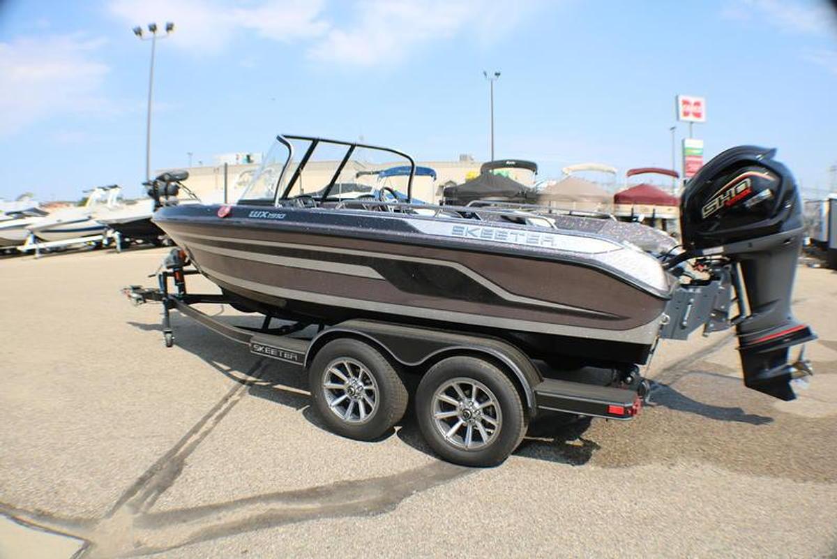 2025 Skeeter WX1910