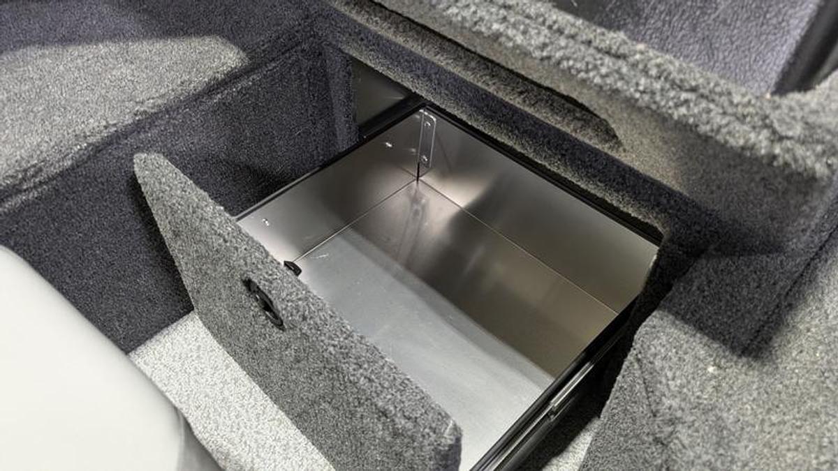 2026 Crestliner 1850 Fish Hawk