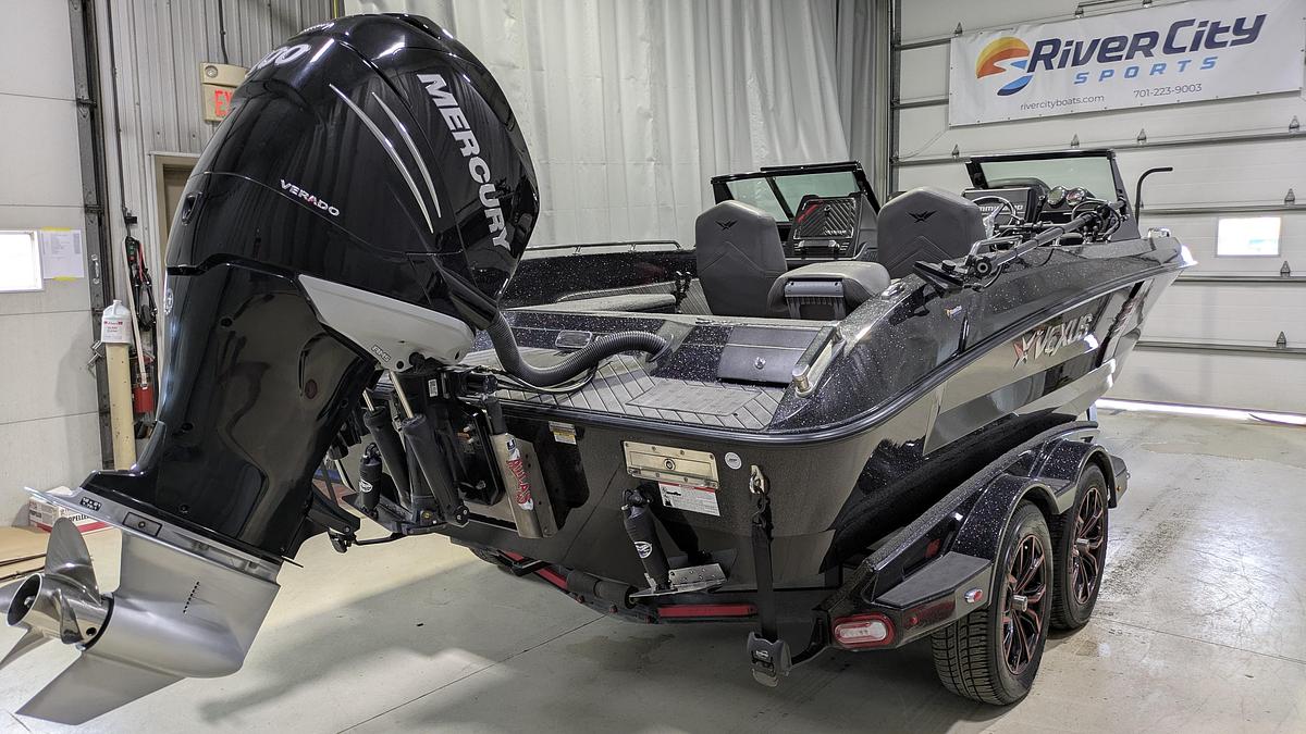 Used 2022 Vexus DVX22