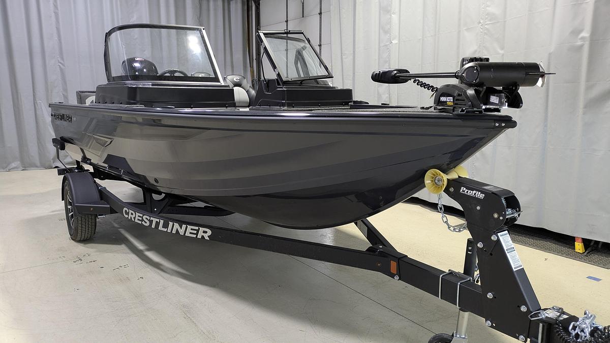 2026 Crestliner 1850 Fish Hawk Raptor Package