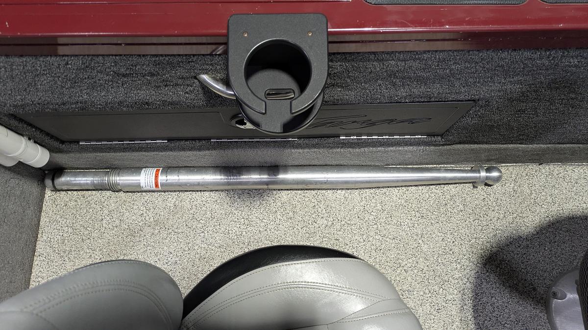 Used 2012 TRACKER Targa V18