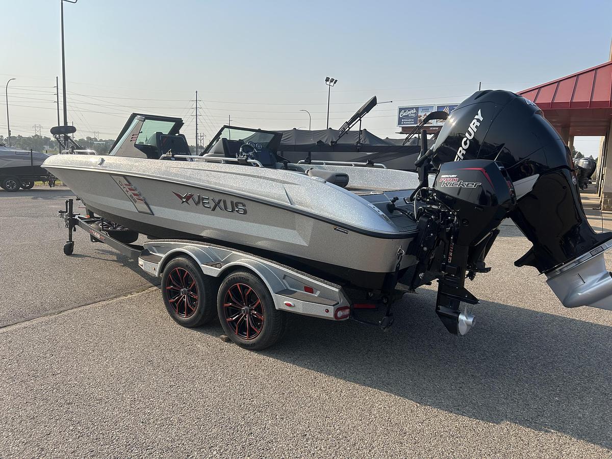 Used 2022 Vexus DVX22