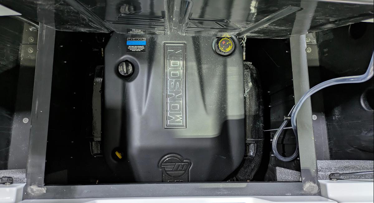 2026 Malibu Boats 23 LSV