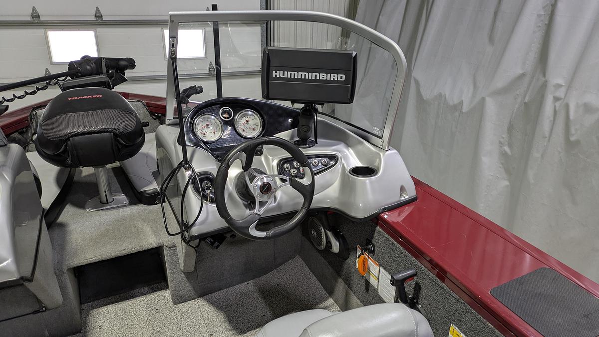 Used 2012 TRACKER Targa V18