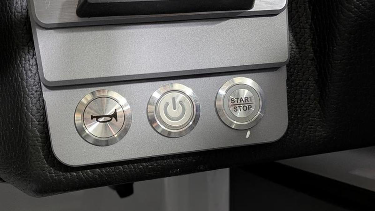 2026 Malibu Boats 25 LSV