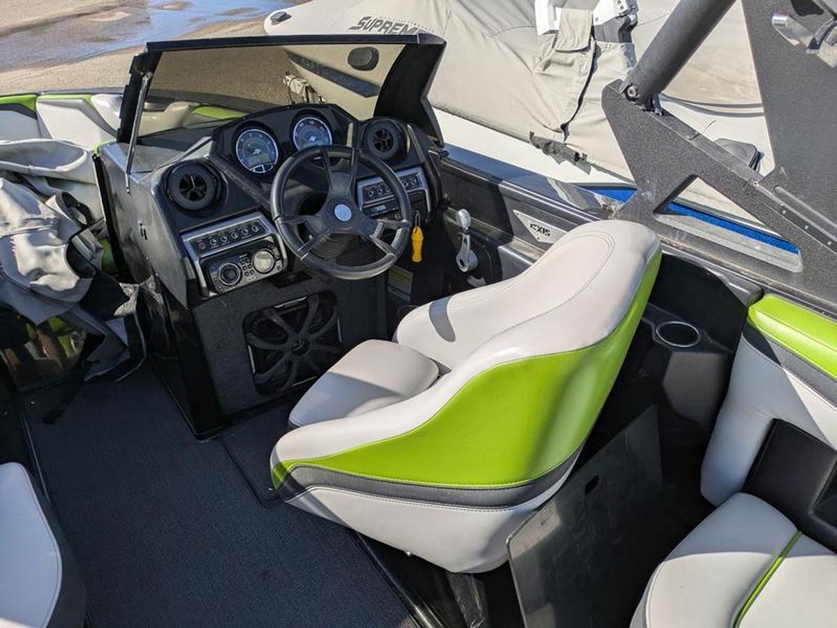 Used 2015 Axis Wake Research T23