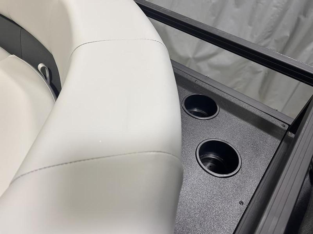 2026 Dockside 22DQ 2.75