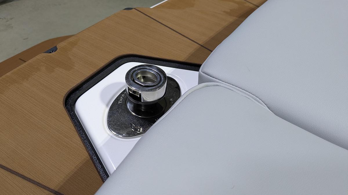 2026 Axis Wake Research T220