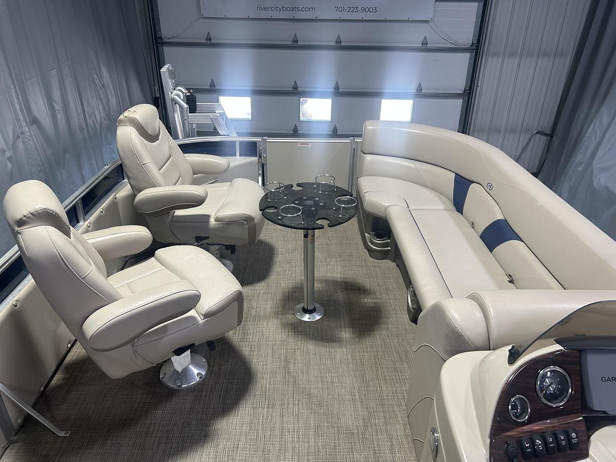 Used 2016 AVALON Windjammer 2585