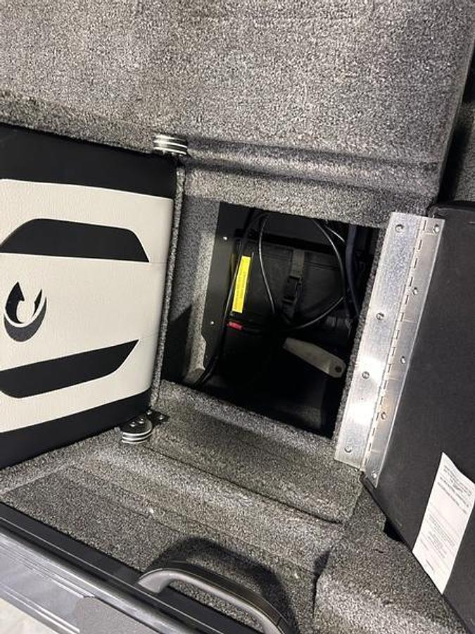 2026 Crestliner 1750 Fish Hawk Walkthrough