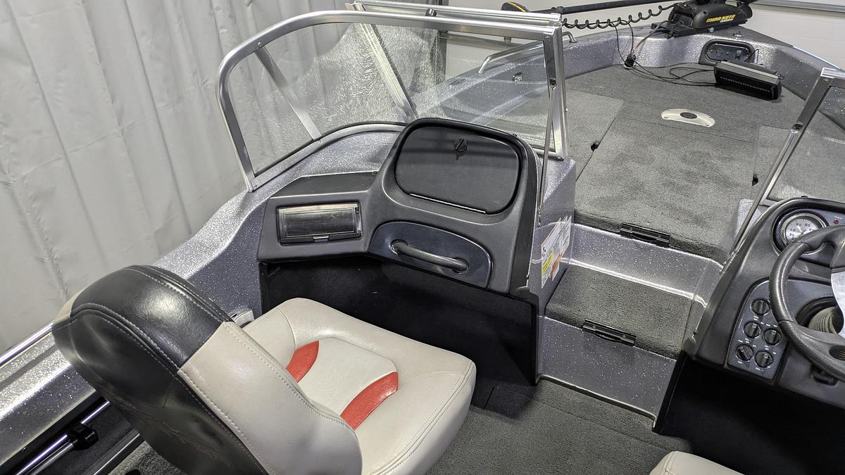 Used 2014 Skeeter WX1850
