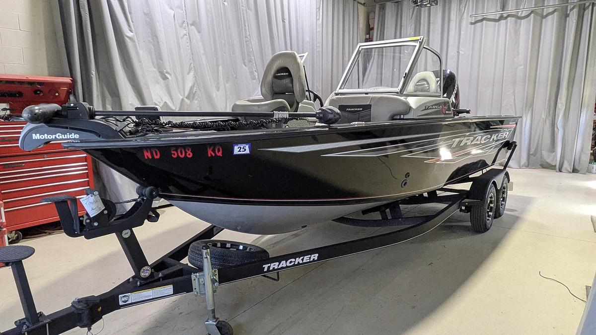 Used 2018 TRACKER Targa V19
