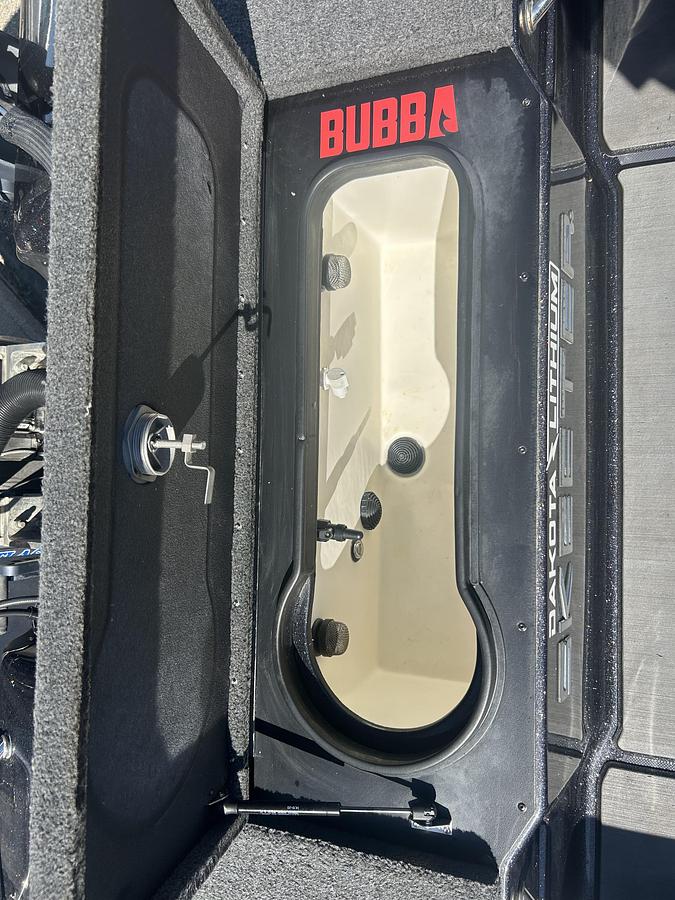 Used 2022 Skeeter WX2200