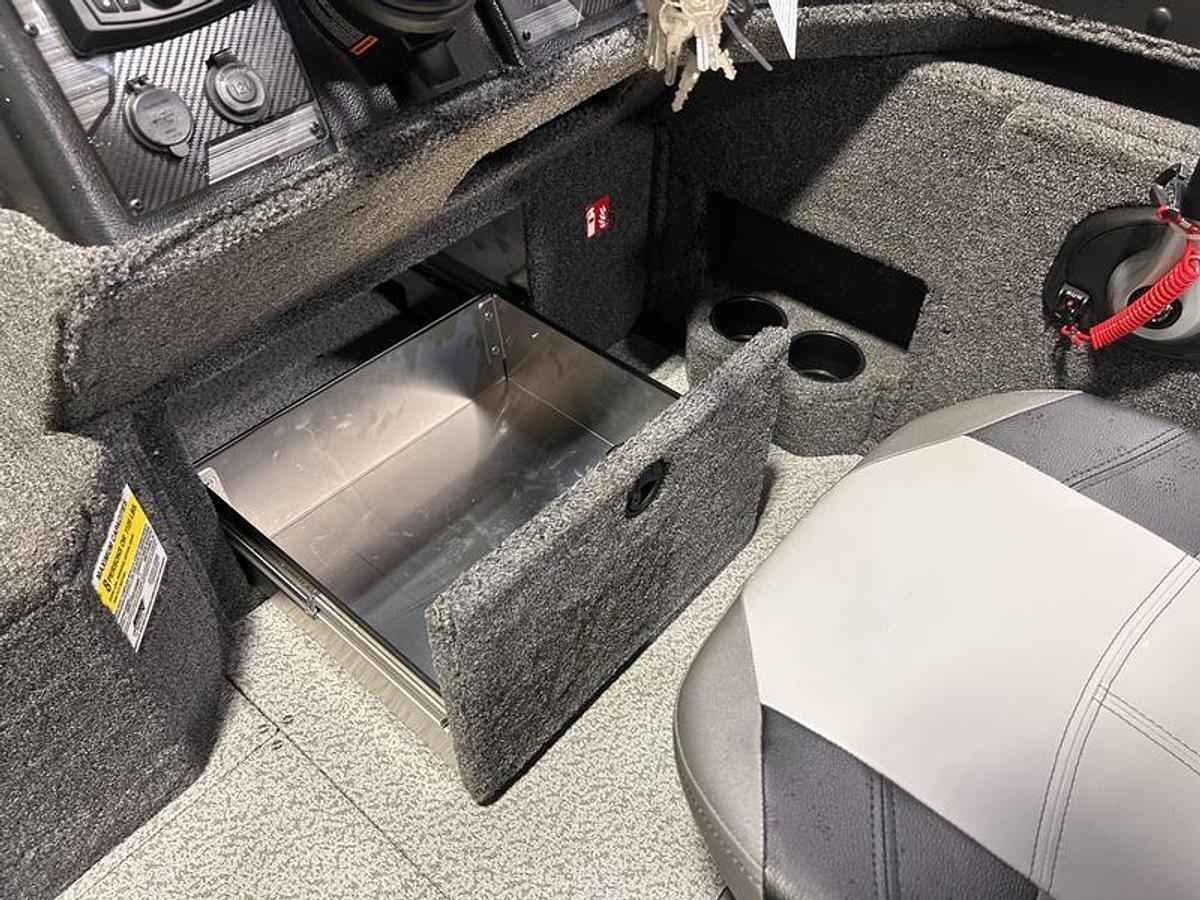 2026 Crestliner 2050 Fish Hawk