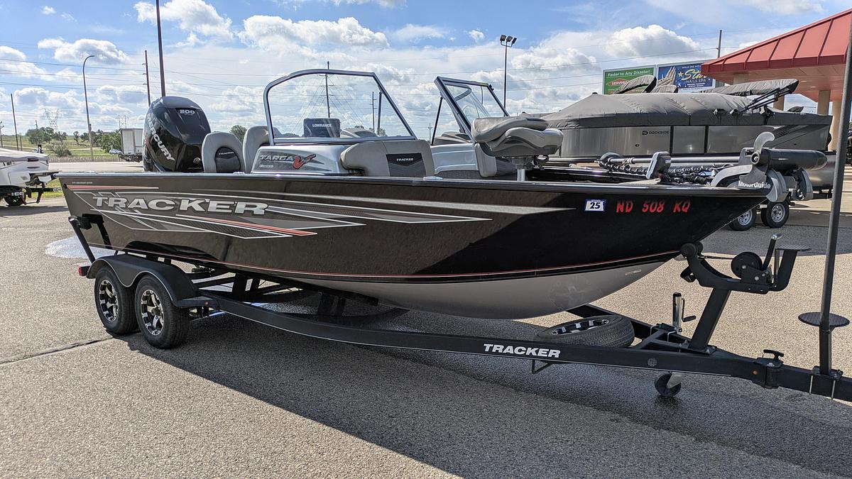 Used 2018 TRACKER Targa V19