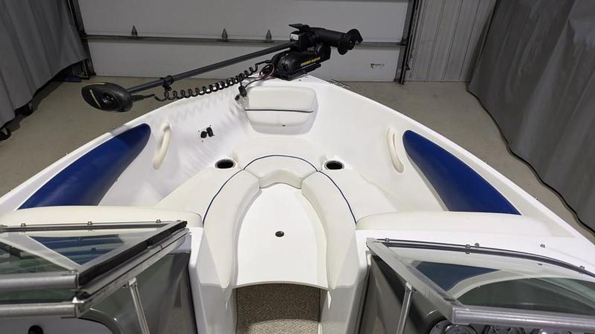 Used 2013 Rinker Captiva 186 FS BR