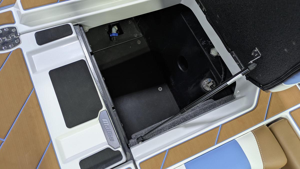 2026 Malibu Boats 23 LSV