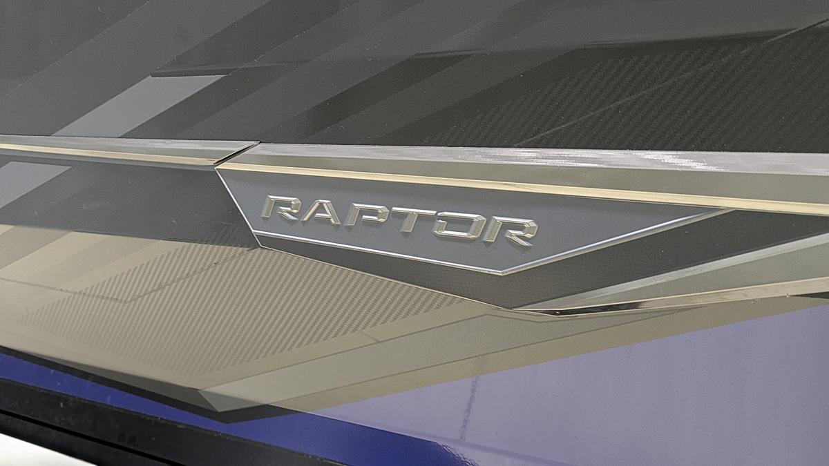 2026 Crestliner 2050 Fish Hawk WT Raptor Package