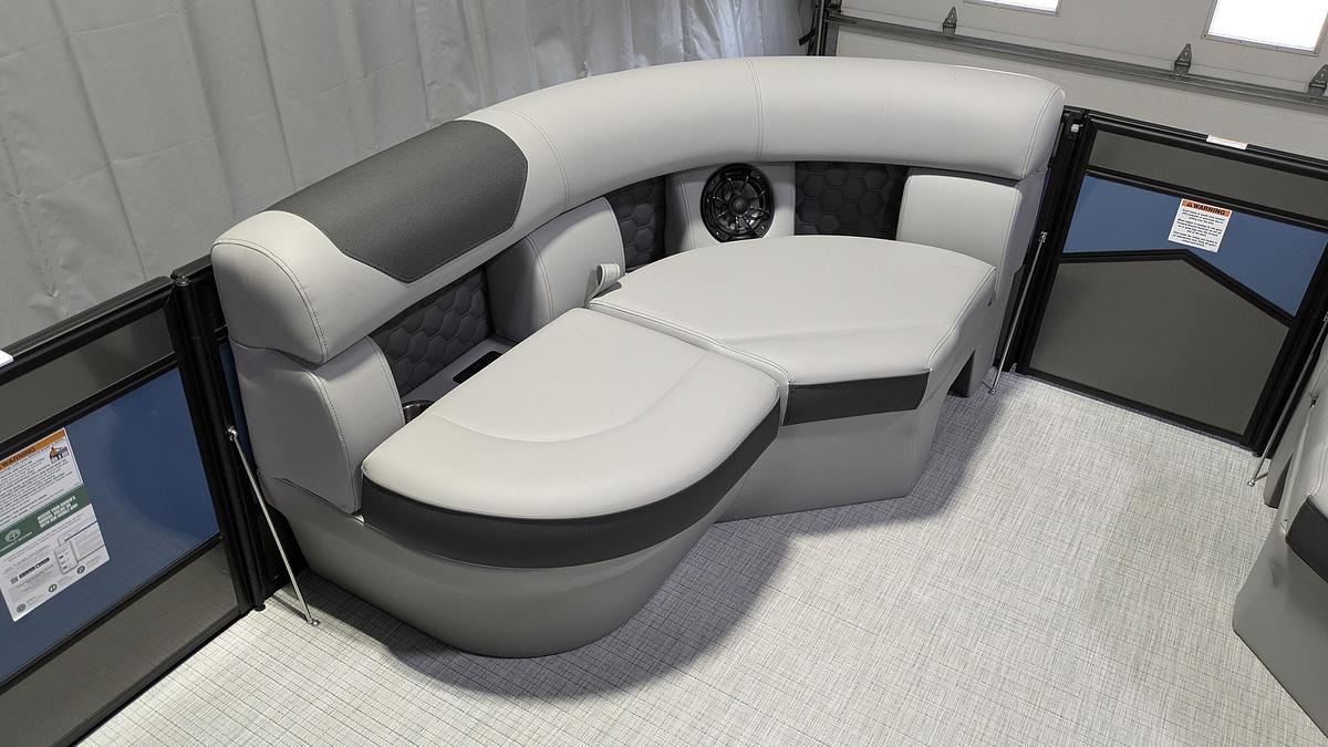 2026 South Bay 523FCR 3.0