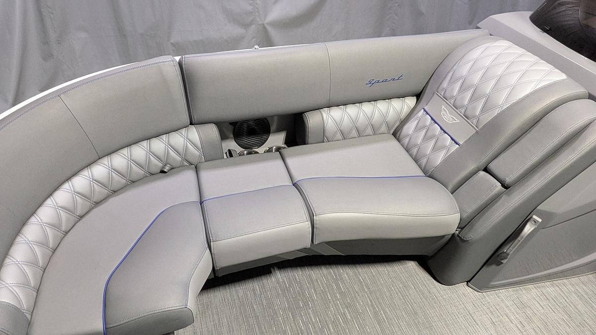 Used 2022 BENNINGTON 23RX Sport