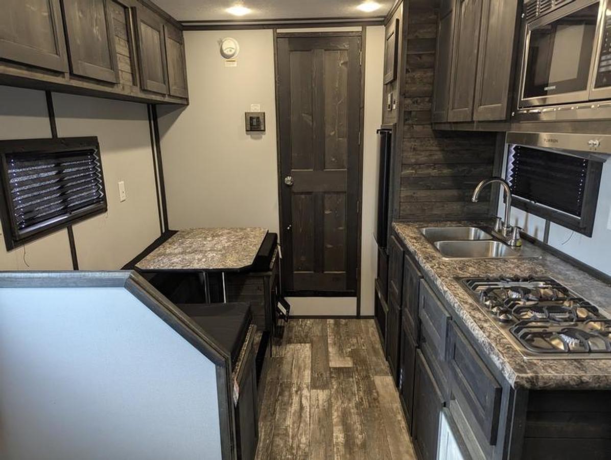 2026 Ice Castle Fish Houses 8 X 16F RIVERBEND LITE [$1,000 OFF, FREE SMART TV, FREE GENERATOR]