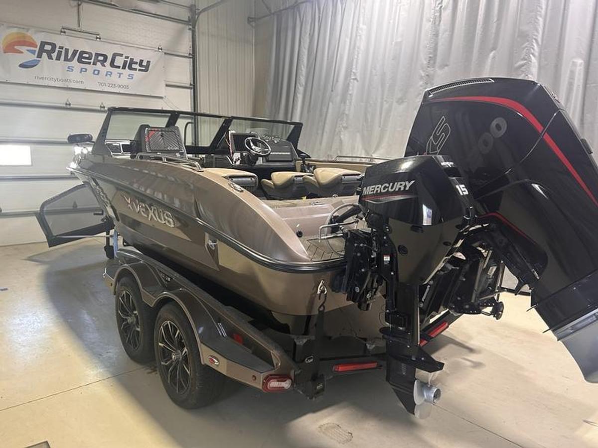 Used 2021 Vexus DVX19