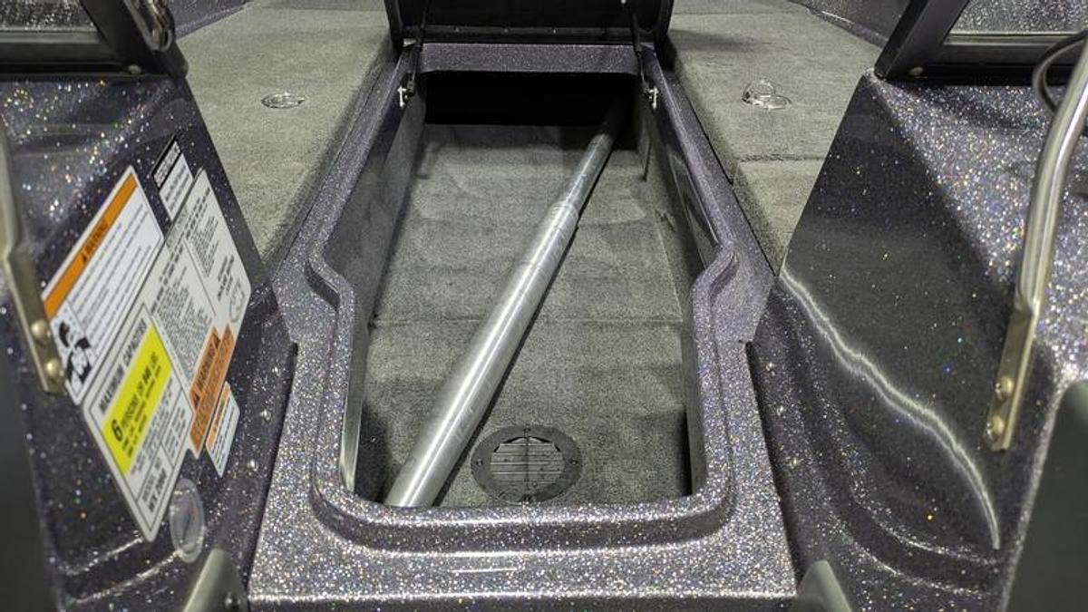 Used 2017 Skeeter WX2060