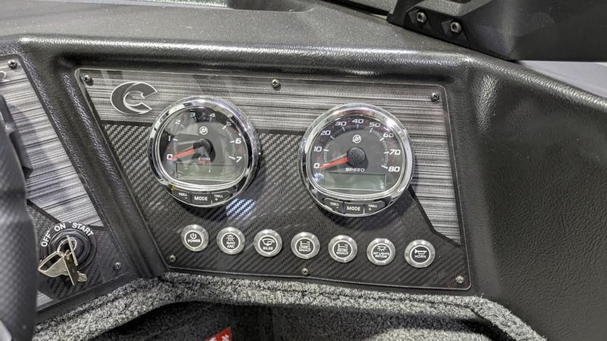 2026 Crestliner 1850 Fish Hawk