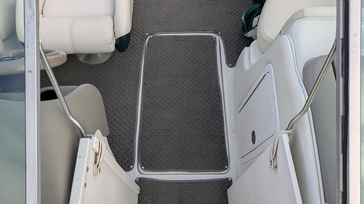 Used 2000 Crownline 205 BR