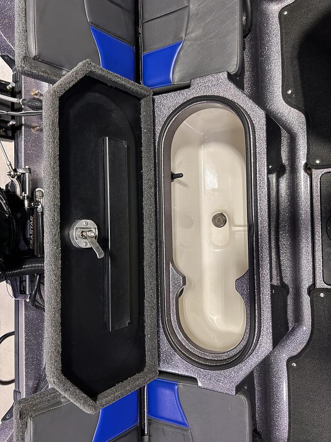 Used 2016 Stratos 386XF