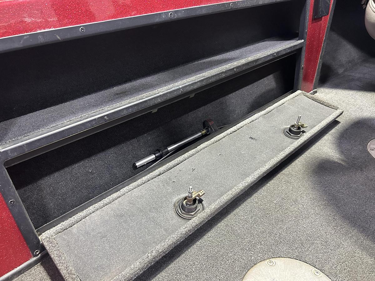 Used 2010 Skeeter WX1850