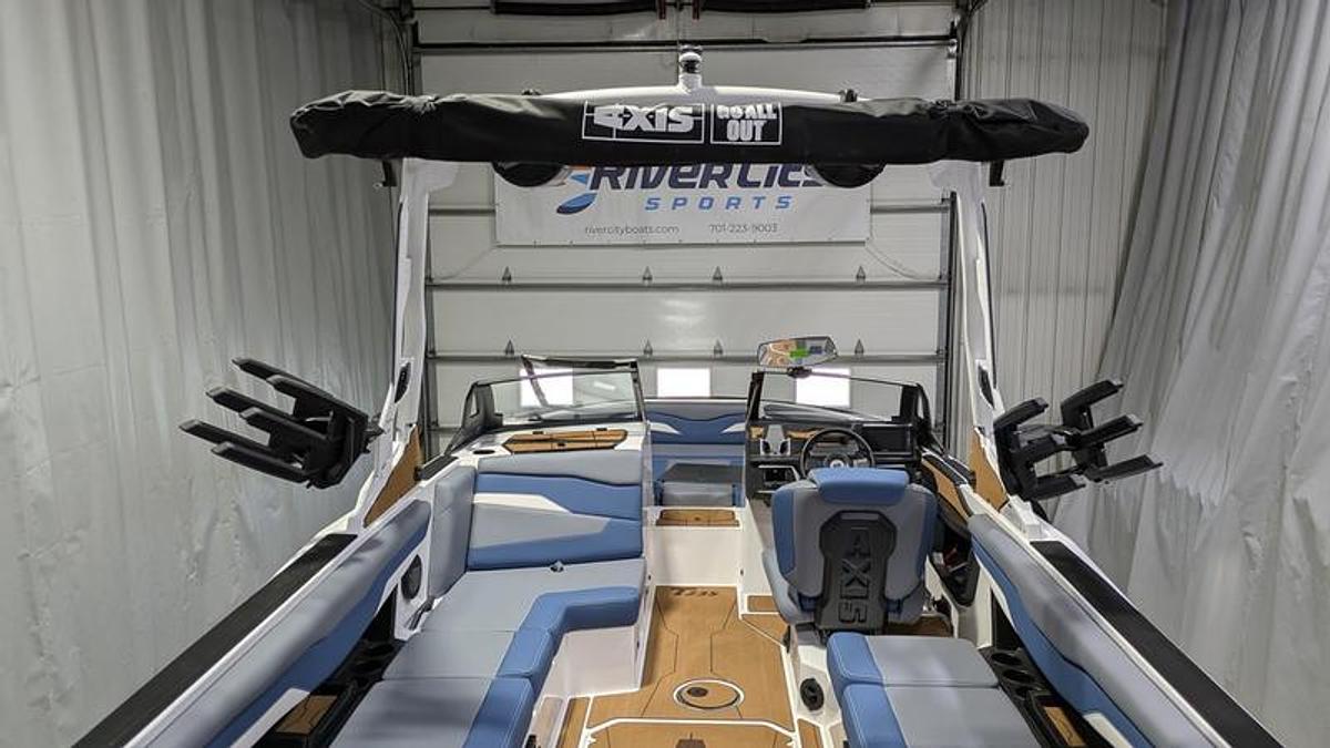 2026 Axis Wake Research T235